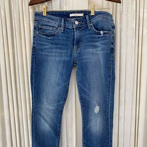 Levi’s 711 Skinny